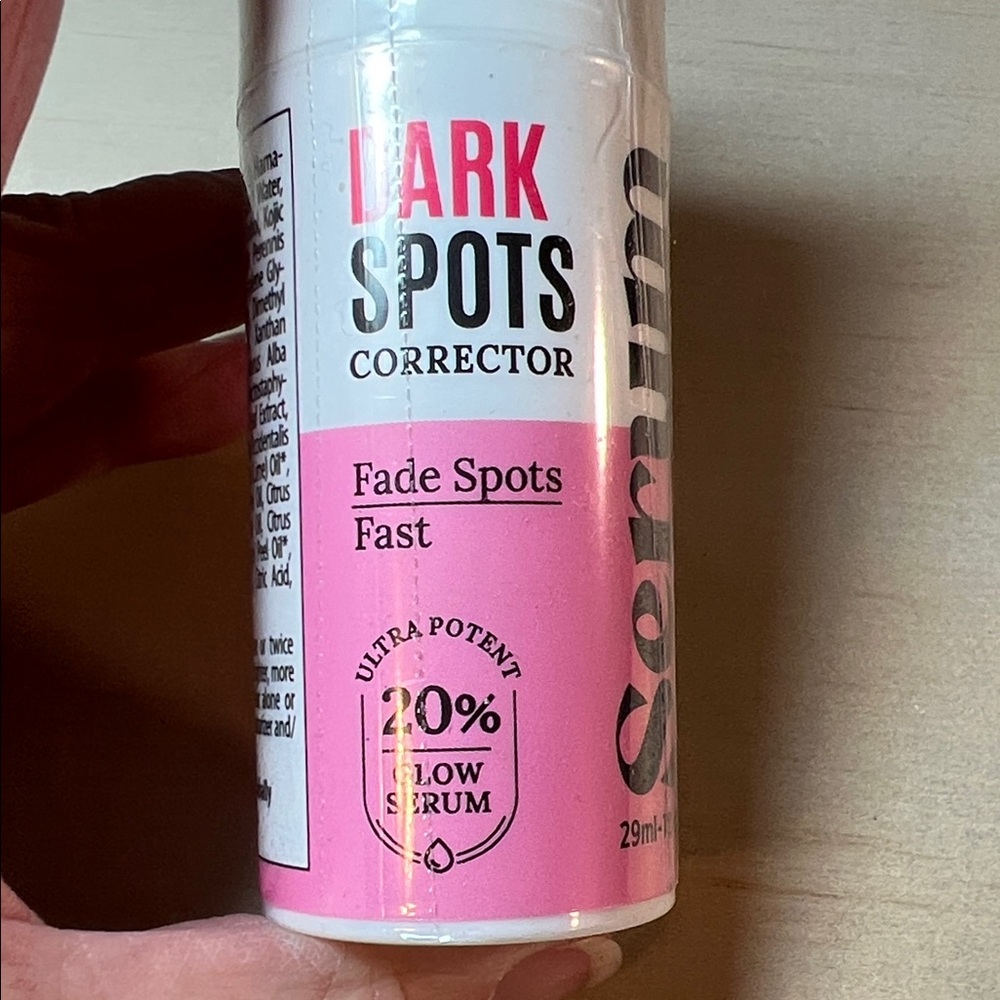 Divine Derrière Dark Spots Corrector Serum NEW